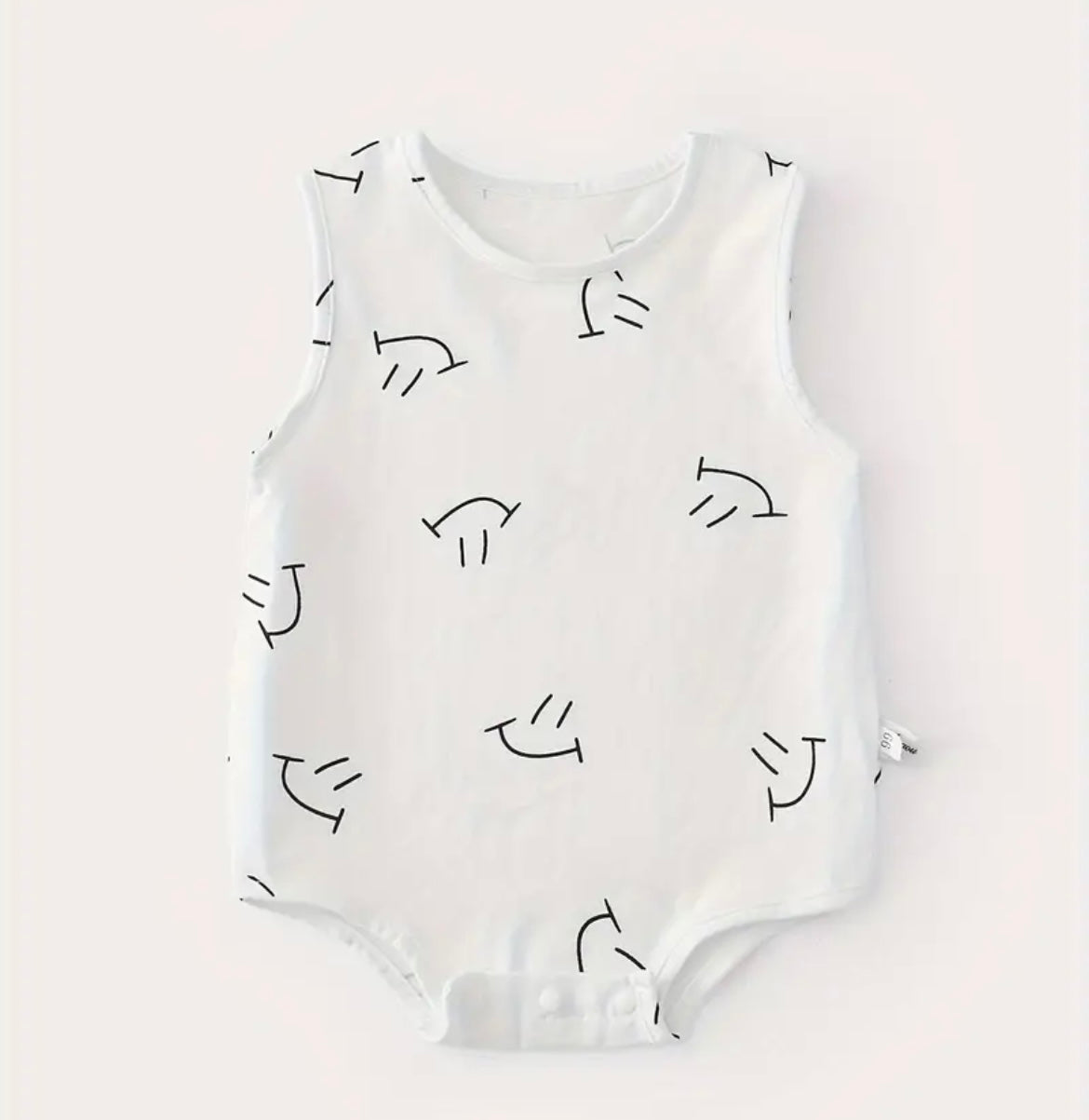 White Smiley Face Onesie - Ryry&Lulu