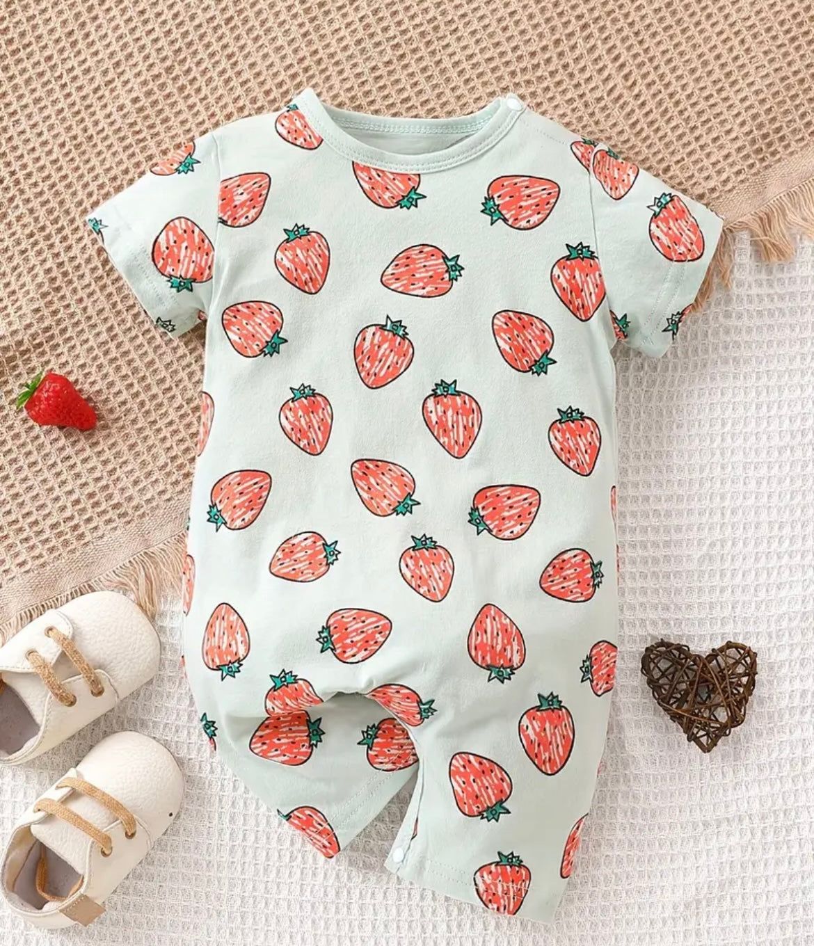 Strawberry Onesie - Ryry&Lulu