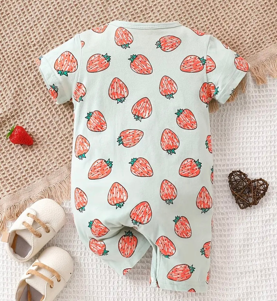 Strawberry Onesie - Ryry&Lulu