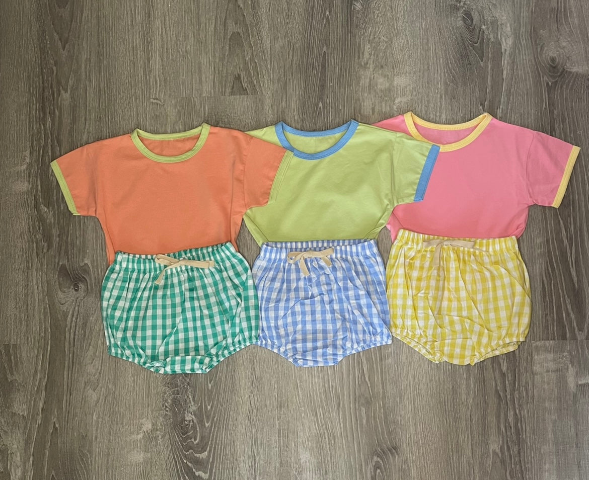 Bright Color Shirt With Plaid Shorts - Ryry&Lulu